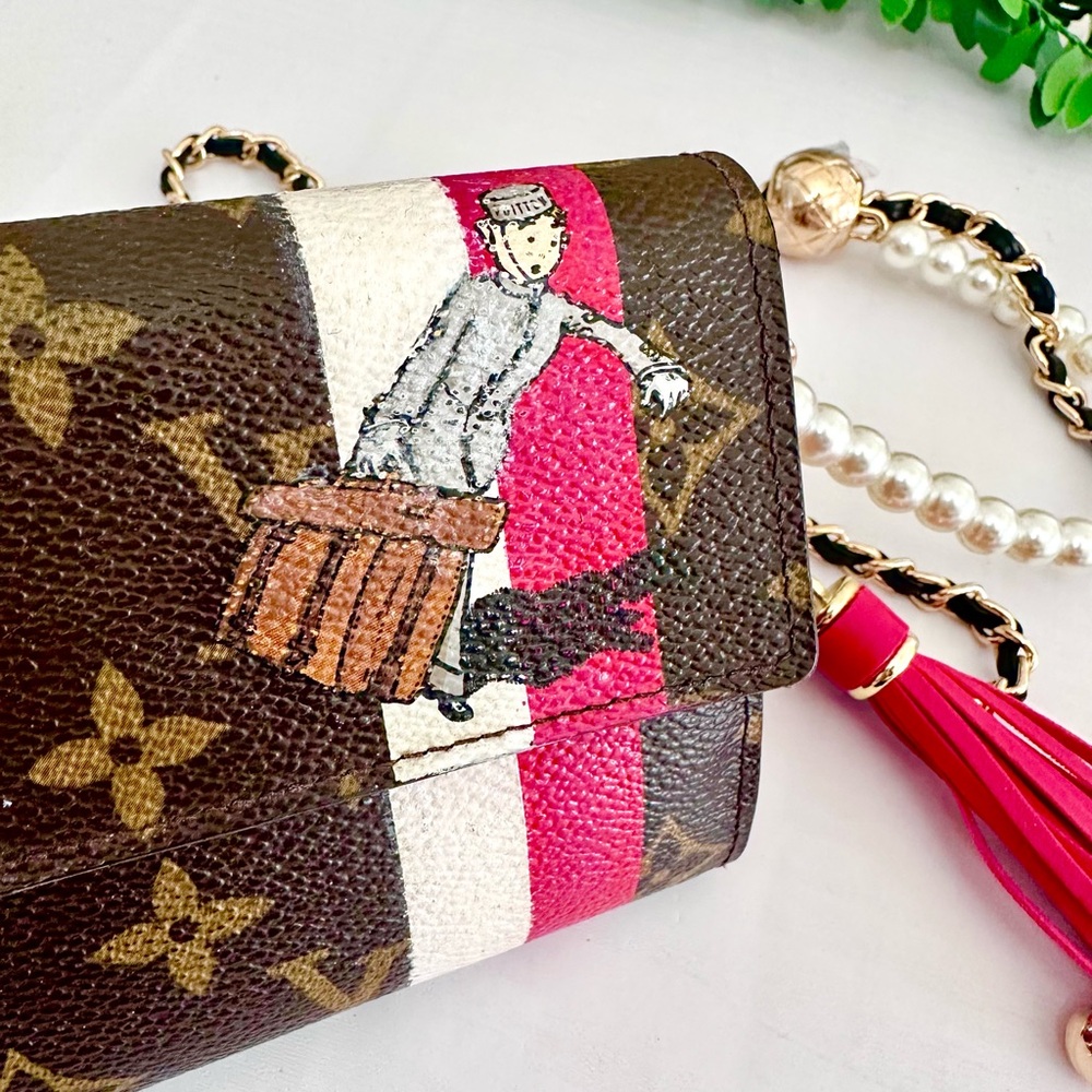 Louis Vuitton Limited Edition Monogram Wallet - Picture 14 of 14